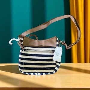 Time and Tru Blue and Tan Crossbody Bag with Modern Elegance